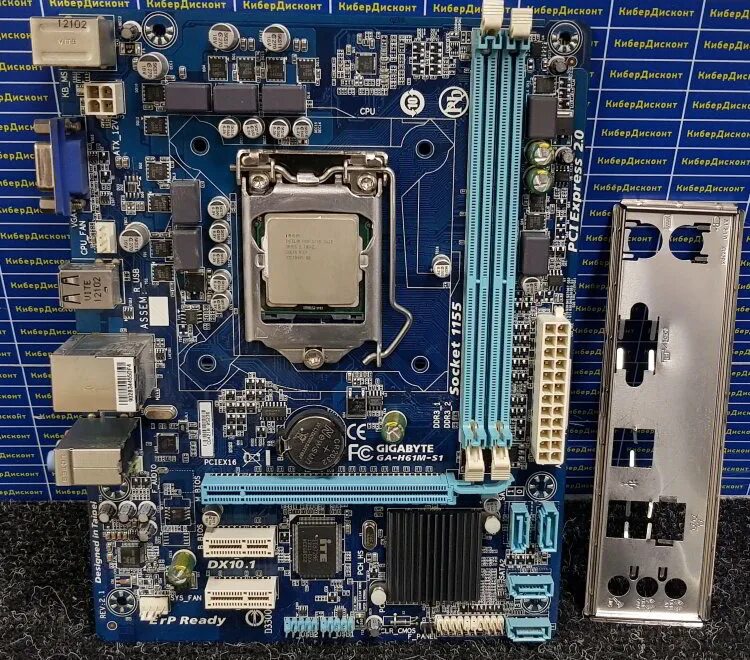 H61m s1 процессоры. Gigabyte ga-h61m-s1. ga-h61m-s2pv v2.2. сокет 1. гнездо процессора ddr3.
