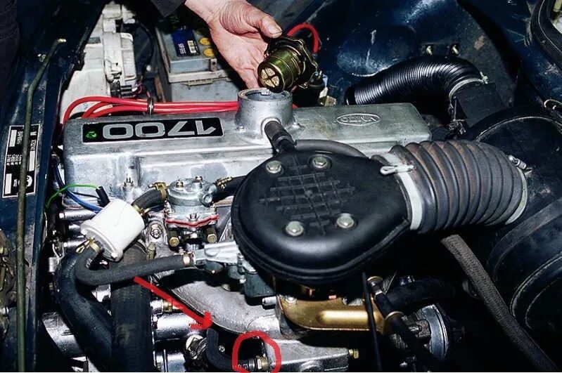 Повышенные обороты холостого хода. Датчик температуры двигателя на панели. Датчик давления масла узам 3317. Рабочая температура двигателя лада калина 8 клапанов 1. Сигнальная лампа перегрева двигателя опель астра h.