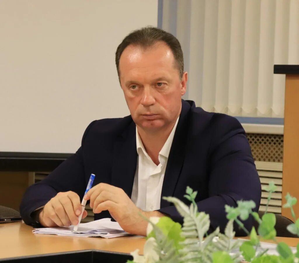 Сергей Антошин: "Бумаге нужно приделать ноги" - Брянская городская администрация