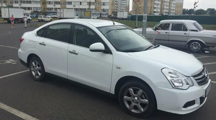 Купить альмеру в омске. Nissan Almera 2014. Ниссан Альмера 2014 белая. Ниссан Альмера g15 2014 белый. Nissan Almera белый.