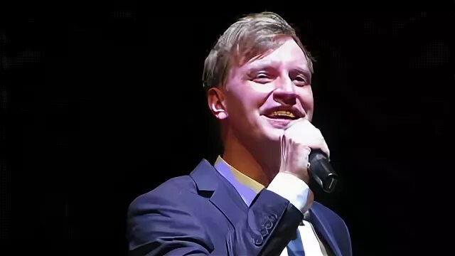 Гоман с наградой. Концерт алексея гомана. Концерты алексея гомана и маленького оркестра. Концерты алексея гомана в москве. Маленький оркестр и.