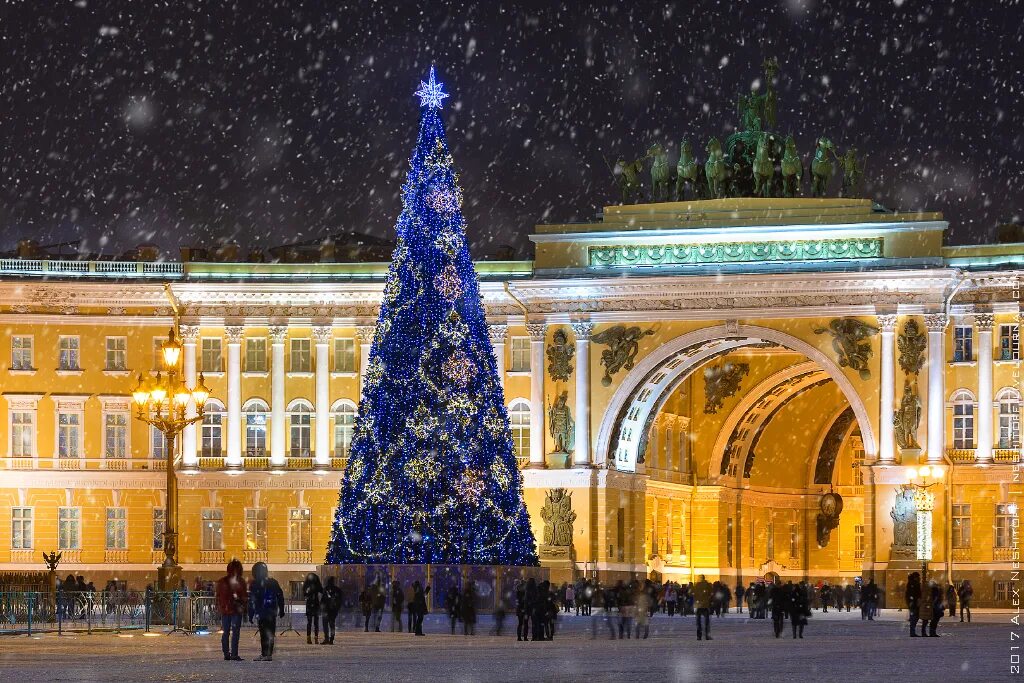 Спб нов ру. Новогодний Санкт-Петербург. Новогодний Питер. Рождество в Петербурге.