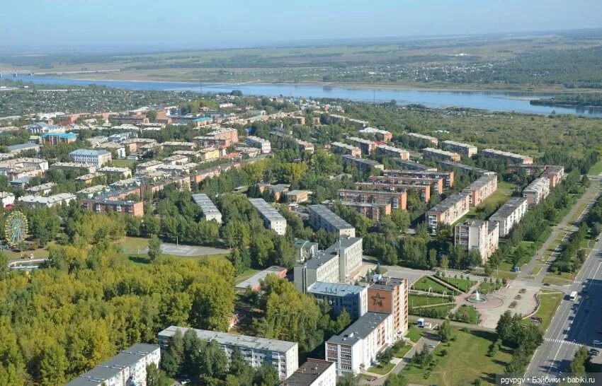 Площадь советов юрга. Площадь города юрга кемеровская область. Площадь города юрга кемеровская область. Город юрга фонтан. Юрга площадь города.