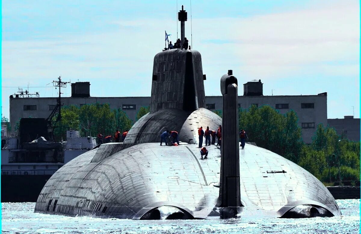 Атомные подводные лодки в мире. Подводная лодка 941 акула. Подводная лодка акула проект 941.