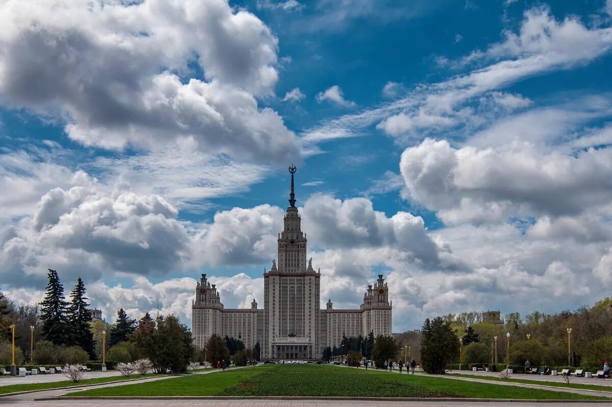 Прогноз мгу. Московский государственный университет имени м.в.Ломоносова，МГУ. Университет им Ломоносова в Москве. Главное здание МГУ им. м.в. Ломоносова. Здание МГУ имени Ломоносова в Москве.