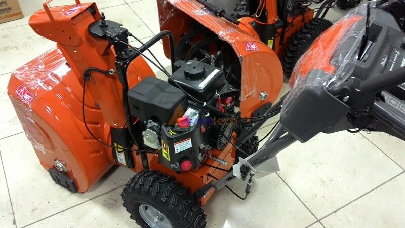 St 261e. Husqvarna st 261е снегоуборщик. Husqvarna st 261е снегоуборщик. снегоуборщик хускварна ст 261. Husqvarna st 224.