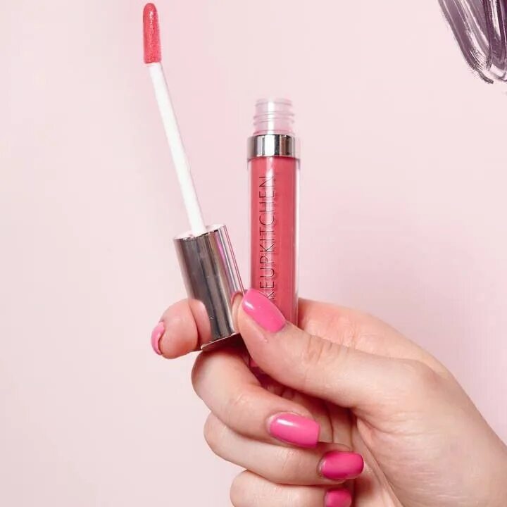 создание помады москва