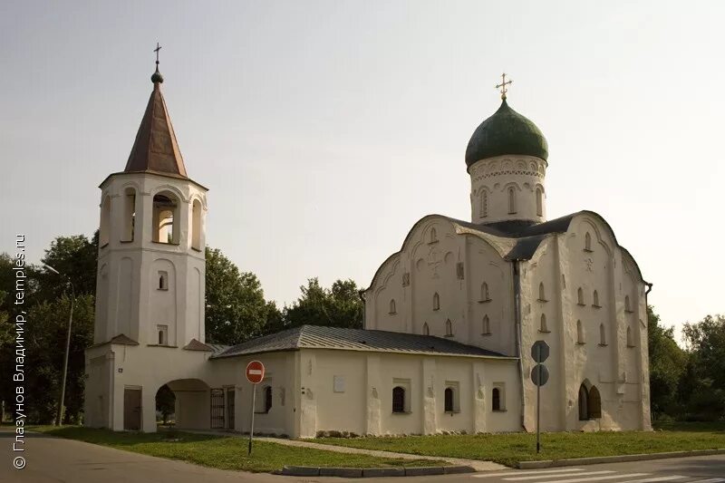Церковь Федора Стратилата на Ручью