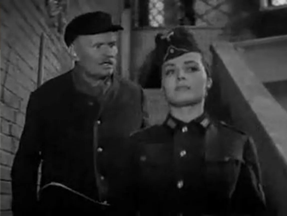 Песня из кинофильма щит и меч. Щит и меч фильм 1968 титова. чурсина в фильме щит и меч. людмила чурсина щит и меч. щит и меч фильм 1968 нина.
