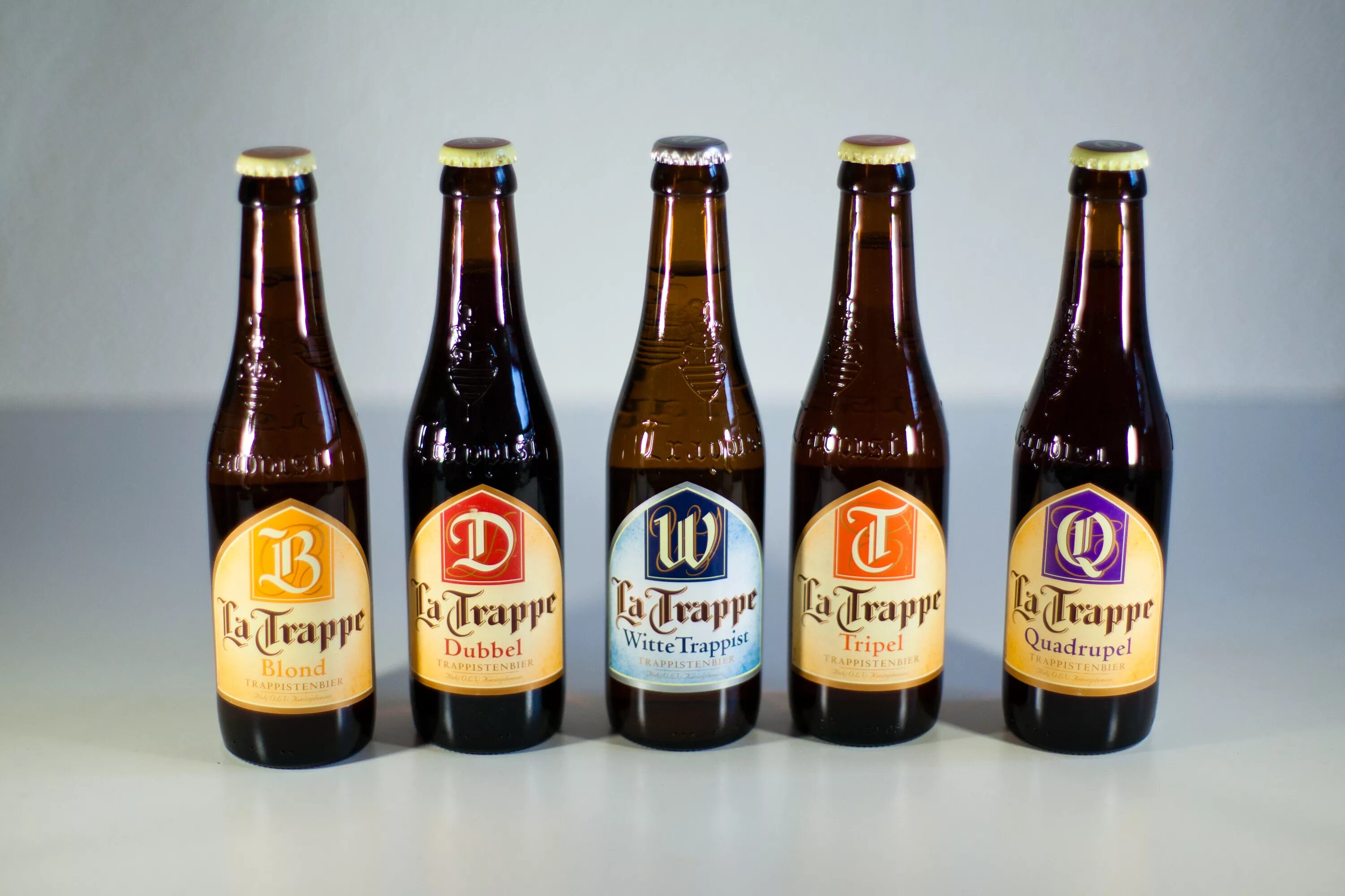 Ла трапп. Траппистское пиво Бельгия. La Trappe пивоварня. Пиво la Trappe Witte Trappist. Ла Траппе квадрюпель.