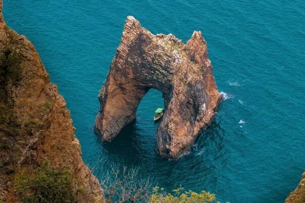 Символ Крыма: Золотые ворота Карадага Outdoor, Places, Water