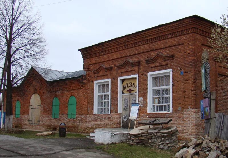 Александровск пермский край сайт. Александровский краеведческий музей Пермский край. Краеведческий музей Александровск Пермский край. Краеведческий музей Пермь. Пермский край с. Александровск г Александровск.