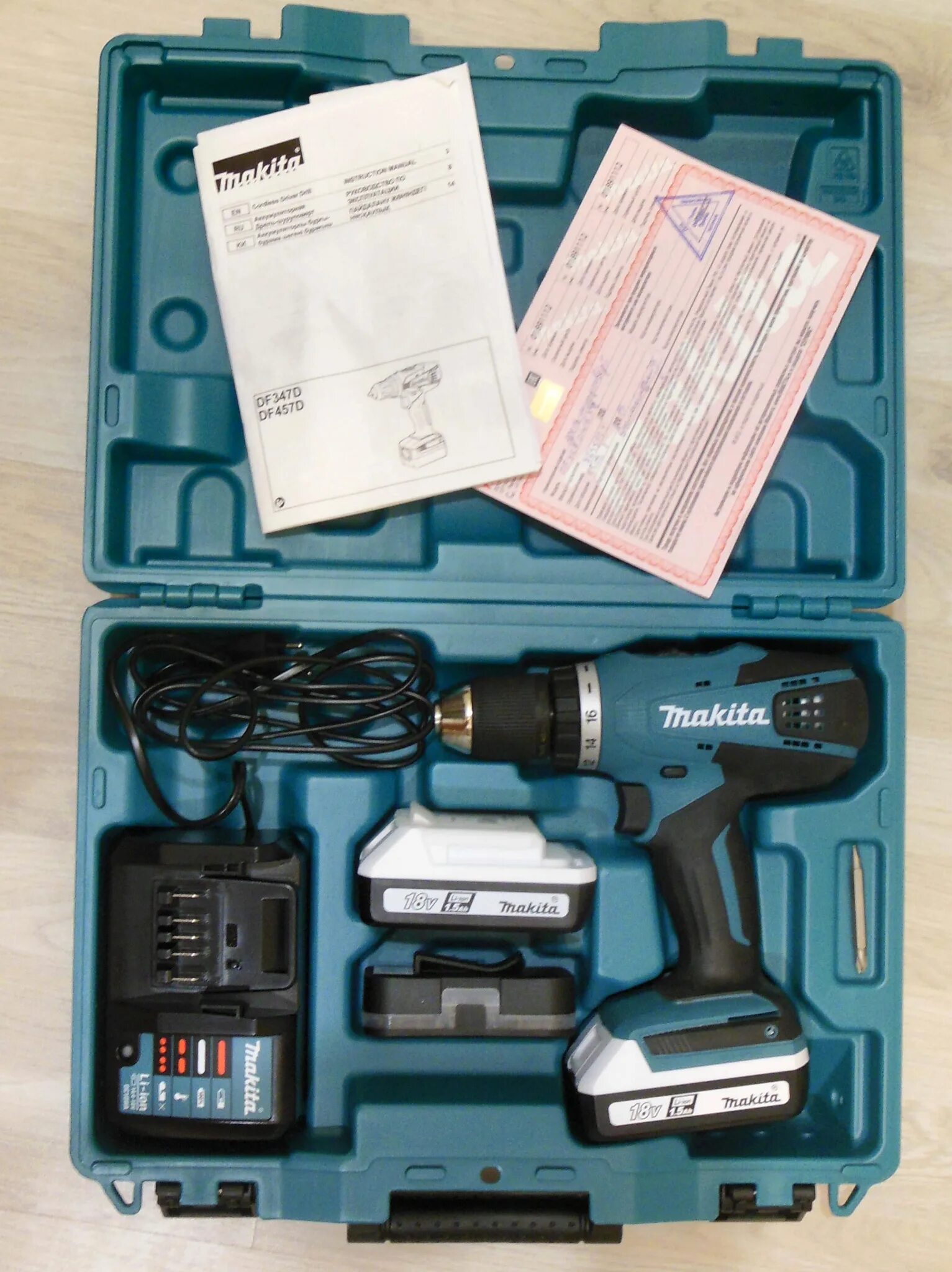 Шуруповерт аккумуляторный df457dwe. Makita df457dwex8. шуруповерт макита df457d. дрель-шуруповерт аккумуляторная makita df488dwe. аккумуляторная дрель-шуруповерт makita df457dwe x9.