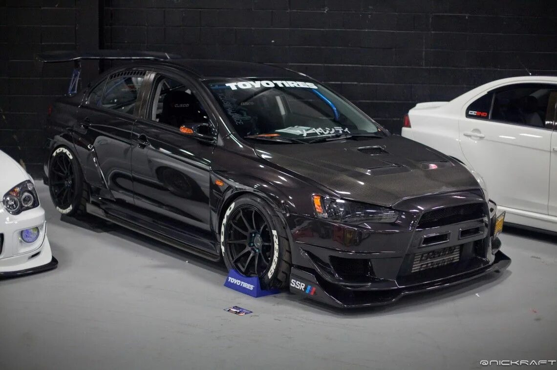 Mitsubishi Lancer Evolution X - F141 Avant Garde Wheels