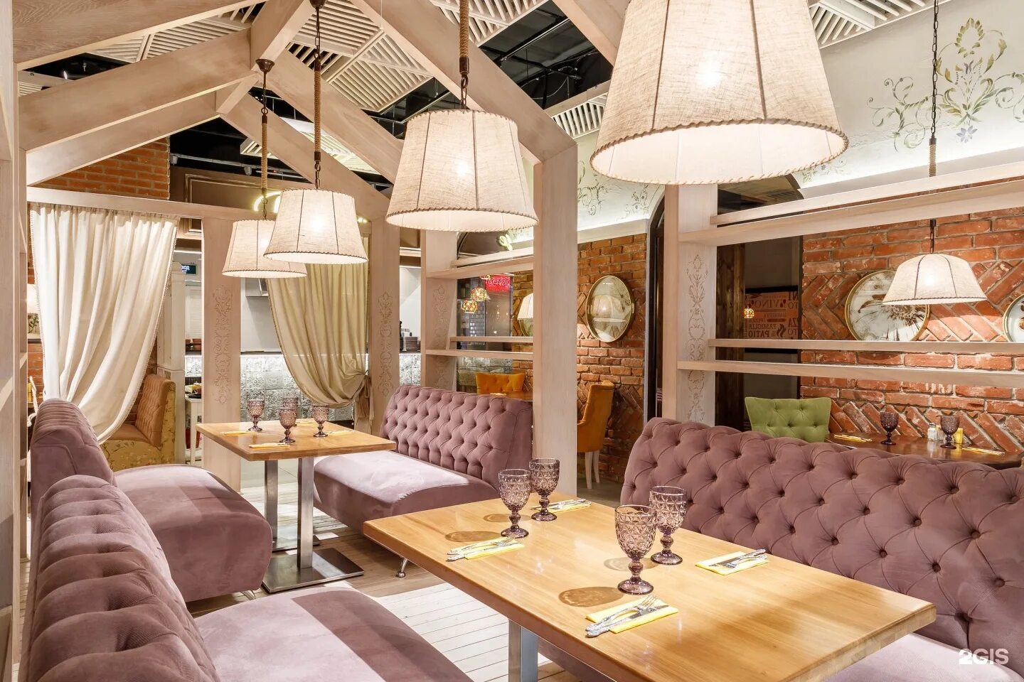 Кафе краснодар москва. Ресторан краснодар дмитровка. Ресторан краснодар можайское шоссе. Ресторан краснодар можайское шоссе. Ресторан мост краснодар.