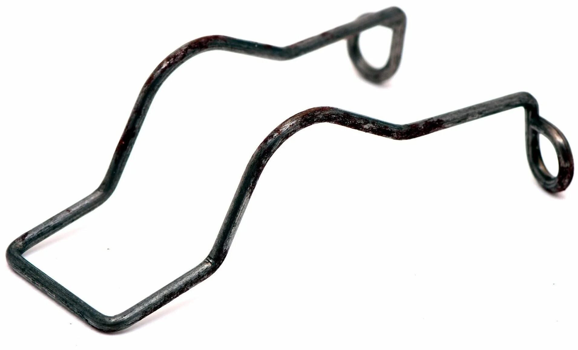 Прижимная скоба для лампы h1. Пружинный фиксатор лампы h1. Переходники led volkswagen h7. Фиксатор лампы н1 2110. Скоба крепления лампы h1 ваз 2110.