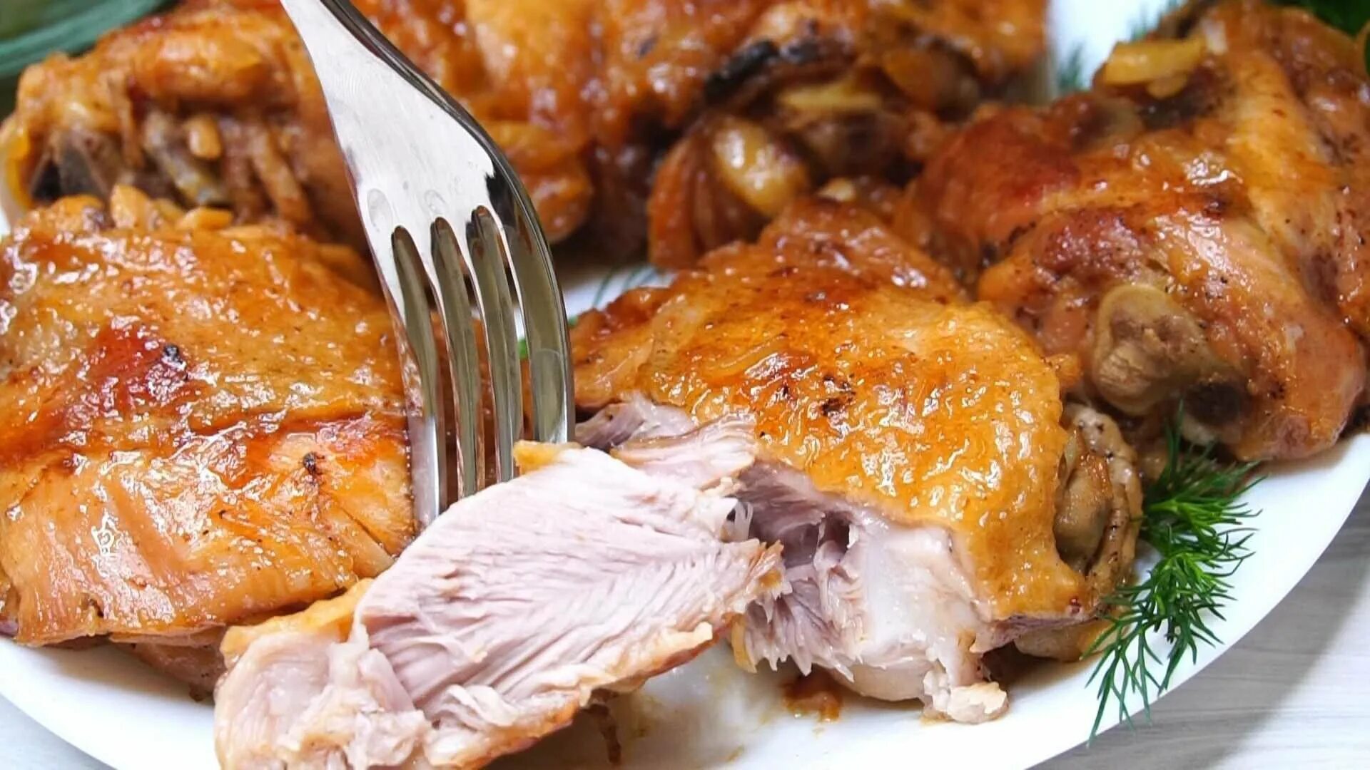 Рецепты из готовой курицы. Куриные блюда. Сочная курица.