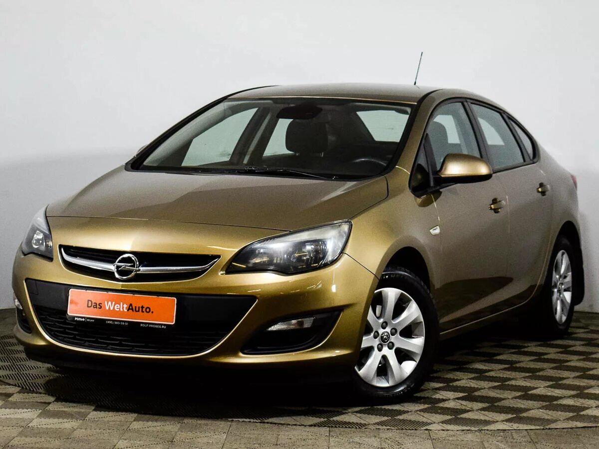 Opel Astra 2014. Opel Astra j 2014. Opel Astra 2014 седан.