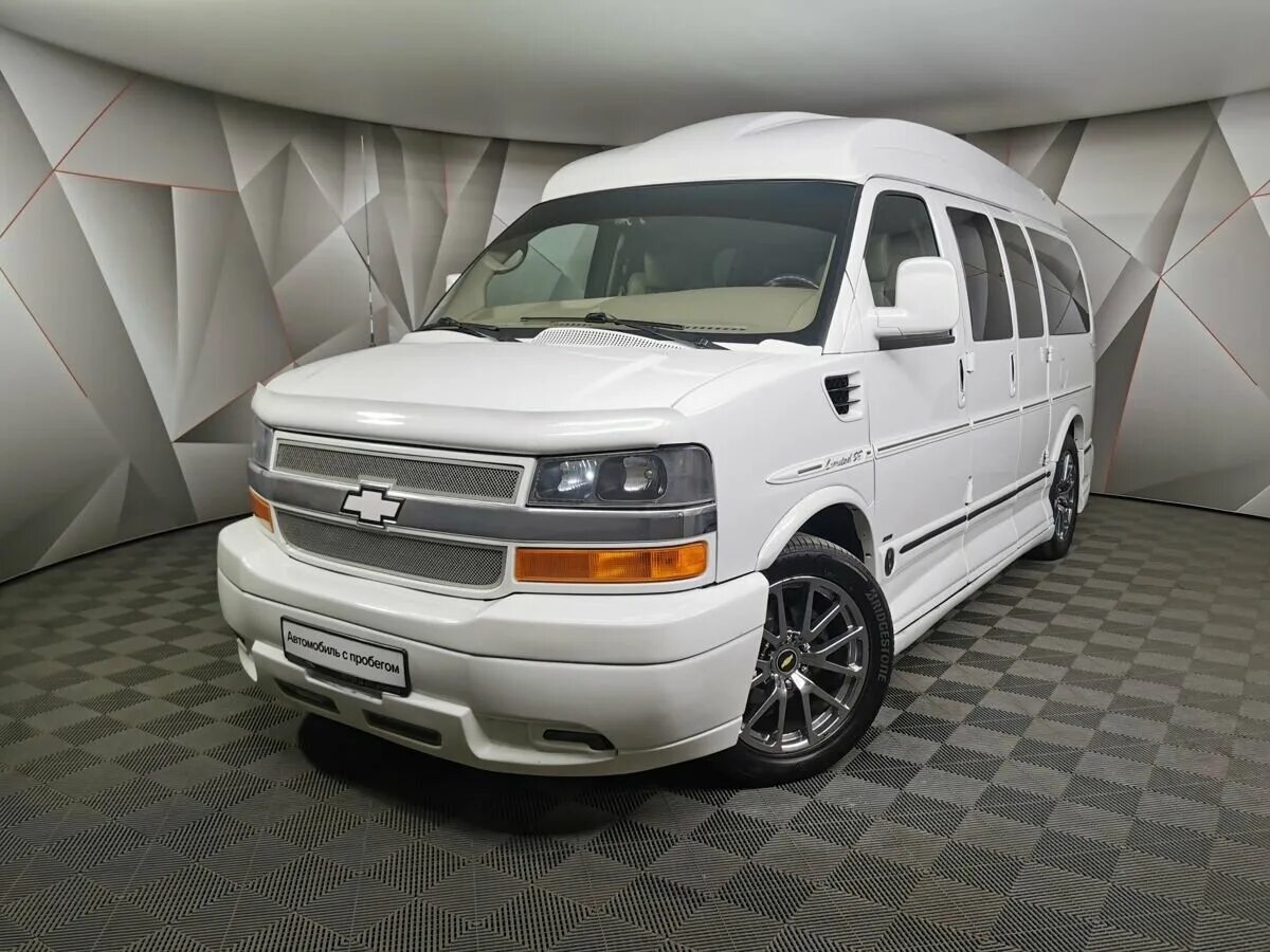 Шевроле минивэн. Шевроле экспресс 2016. Chevrolet express 5. Chevrolet express 1988. Шевроле бандитский микроавтобус.