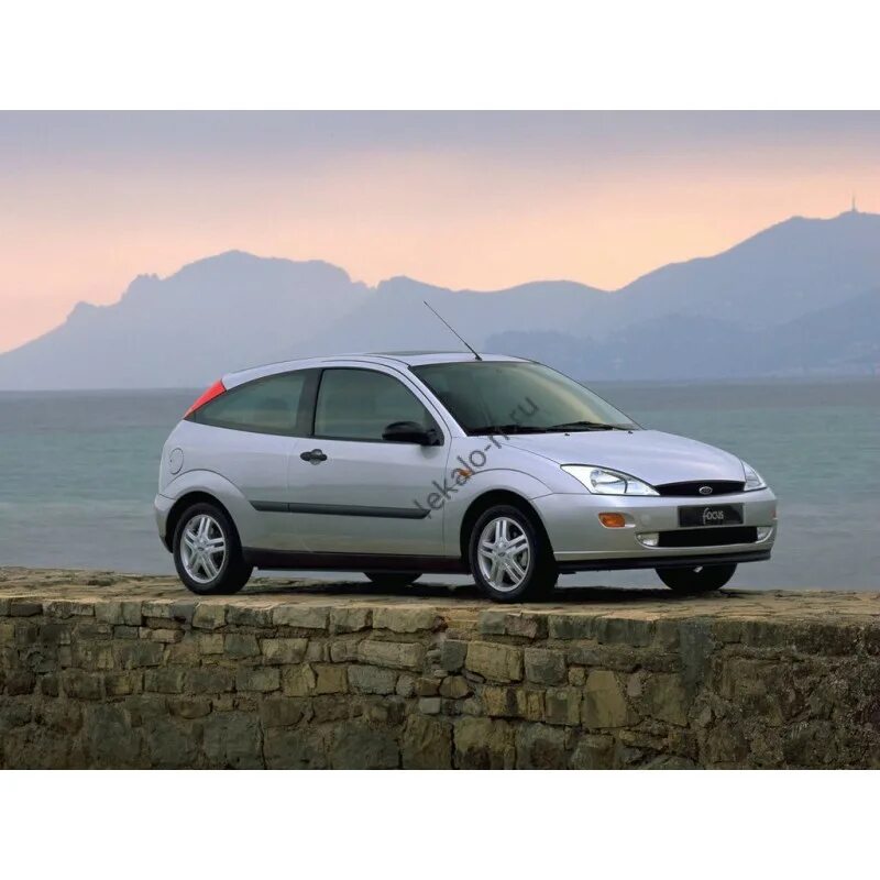 Форд фокус 1 сборки. Форд фокус 1 поколения хэтчбек. Ford Focus 1998-2004. Ford Focus 1998 хэтчбек. Ford Focus 1998-2005.