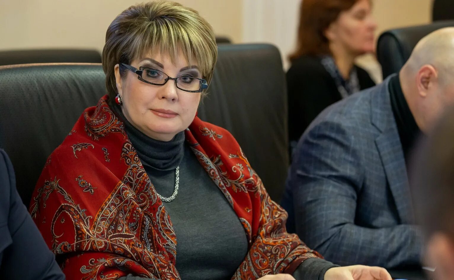 хабаровский сенатор. елена грешнякова сенатор. сергей безденежных сенатор. сенатор хабаровского края. сенатор безденежных хабаровск.