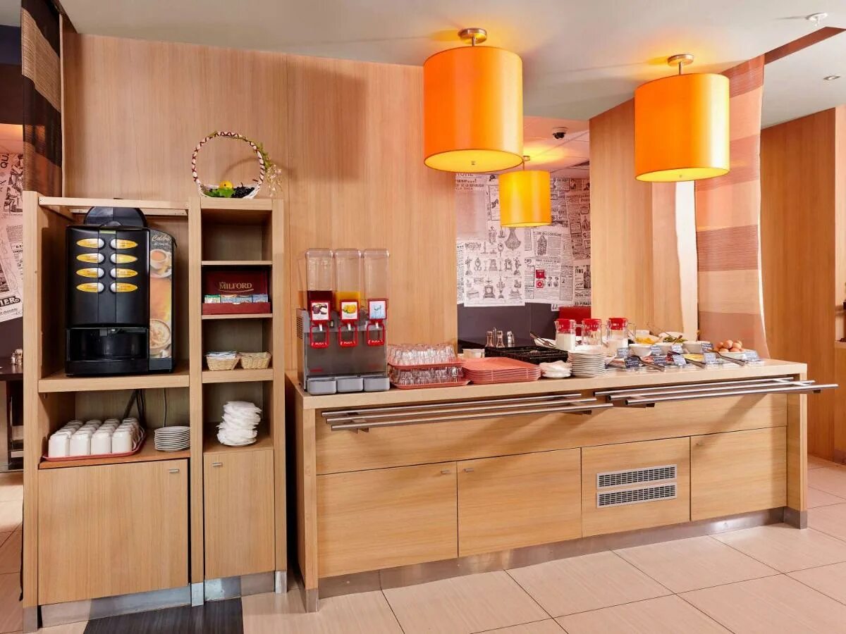 Гостиница ибис нижний. Гостиница ирбис нижний новгород. Ирбис нижний новгород отель. Ибис нижний новгород ресторан. Ирбис нижний новгород отель.