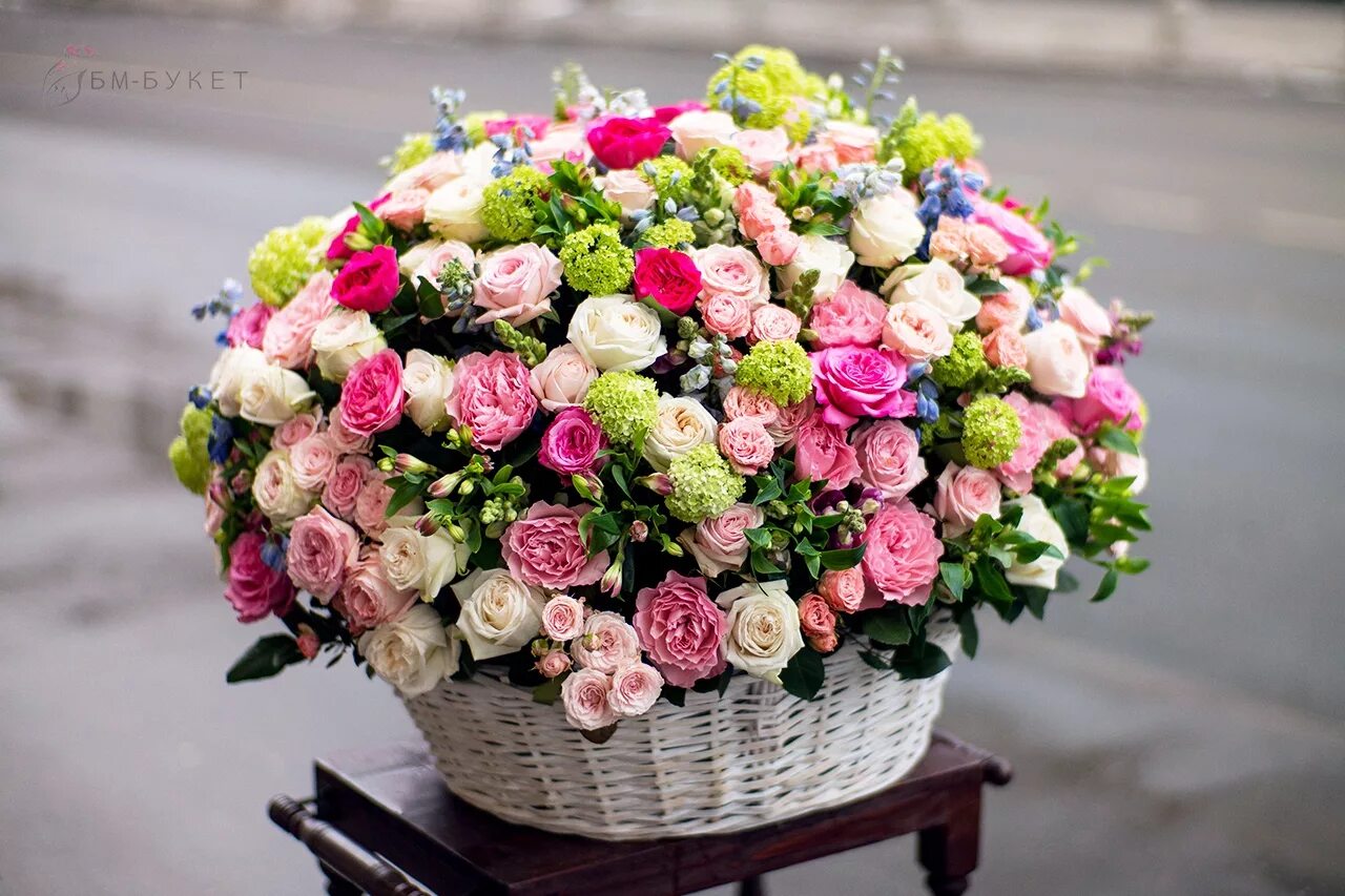 Цветы букеты с доставкой сколько стоят. Цветы букеты с доставкой сколько стоят. Цветы букеты с доставкой сколько стоят. Цветы букеты с доставкой сколько стоят. Шикарный букет цветов.