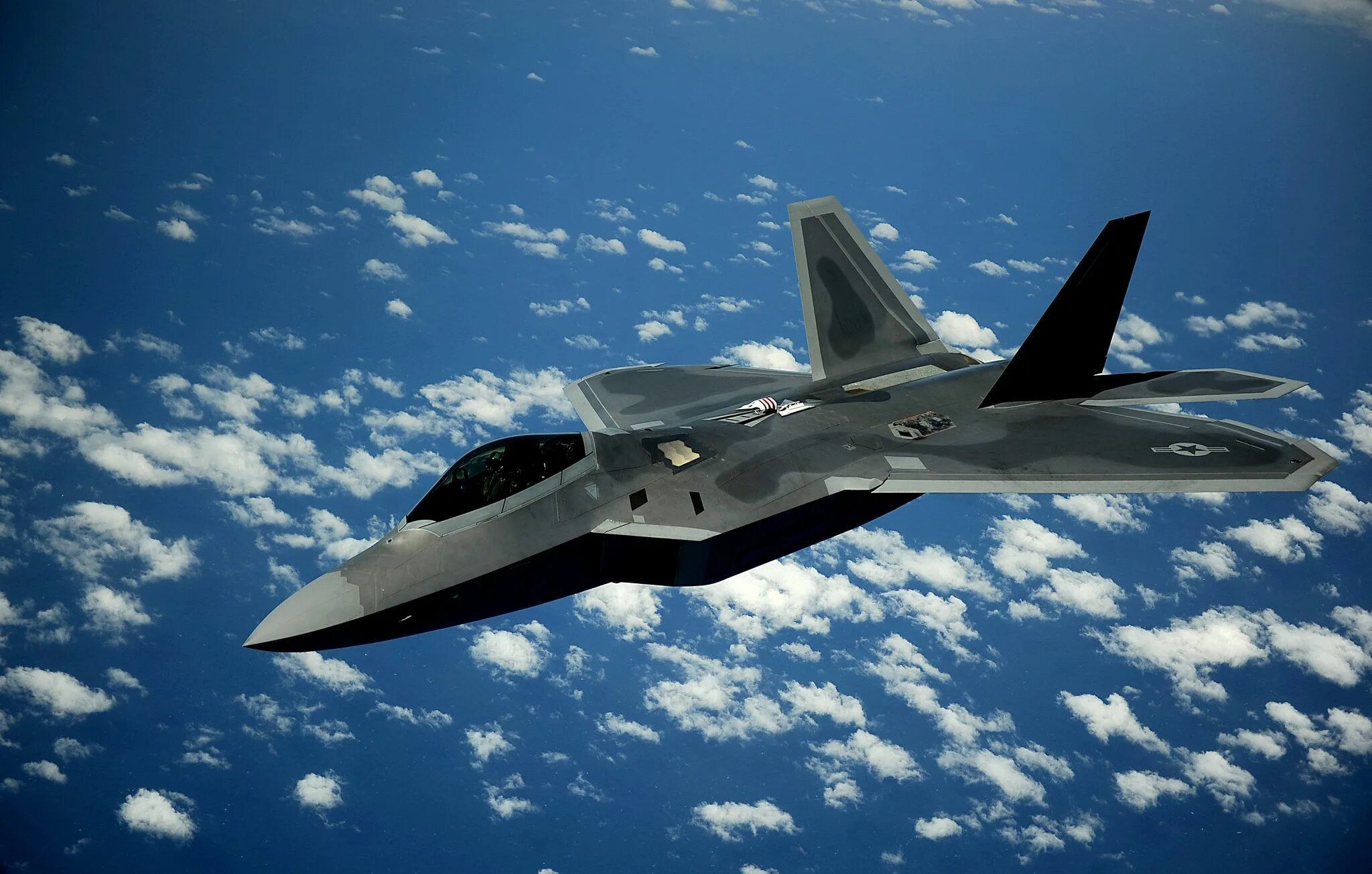 Крутые истребители. F22 Raptor. F-22 Раптор. Lockheed Martin f-22 Raptor. F-22 Raptor истребители США.