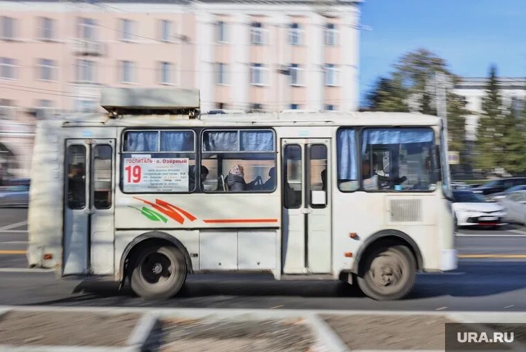 51 маршрут автобуса курган. Автобусы Курган. Курган автобус 19. 507 Автобус Курган. Автобус 75 Курган.