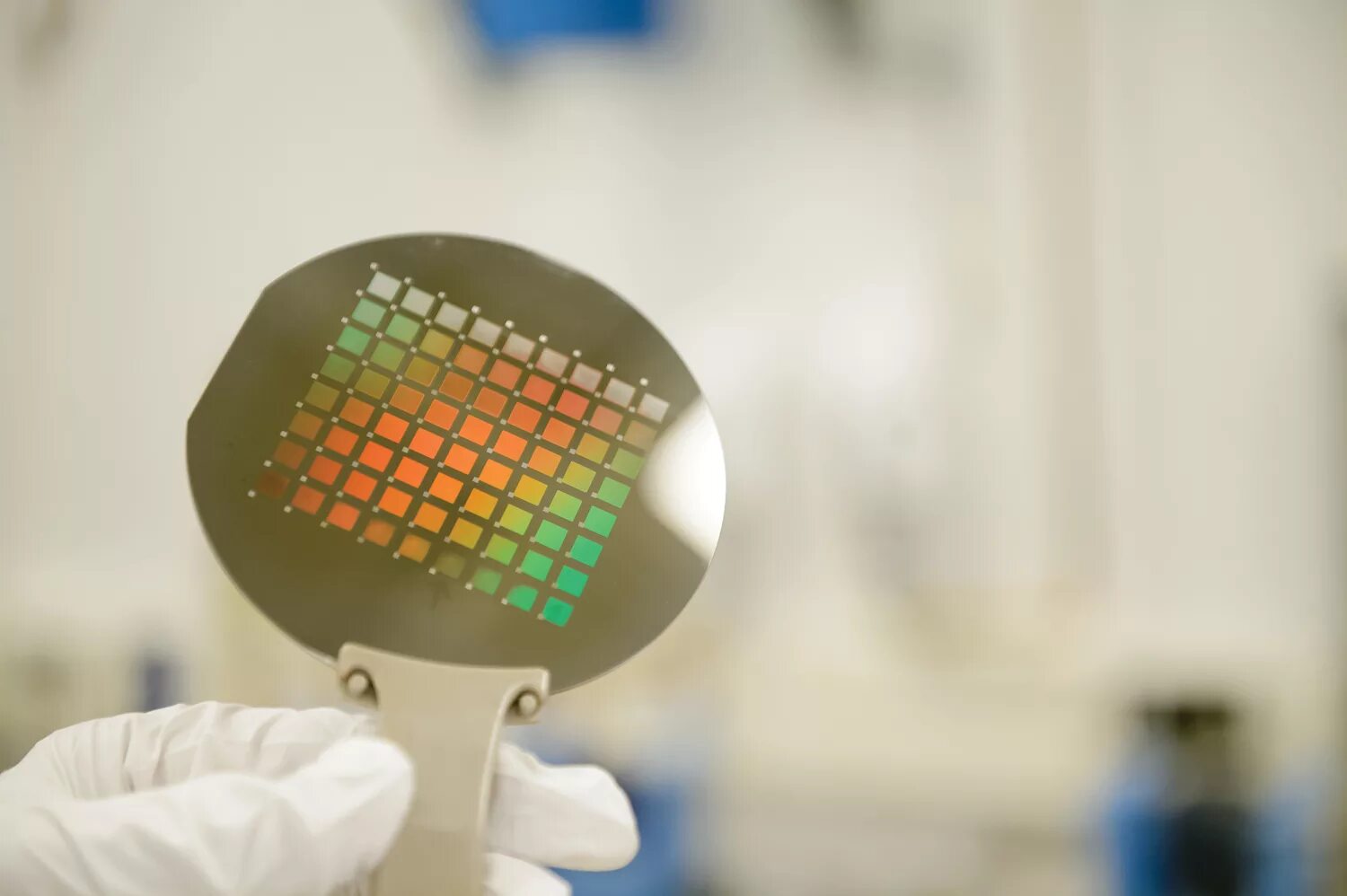 Кремниевая подложка для микросхем. Технологический слои фотолитография. Фотолитография процесс схема. Кремниевая пластина для микроэлектро. Электронная фотолитография.