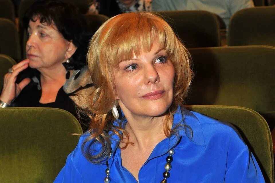 "Как Арбузов с Володиным и Плучеком пускали с балкона мыльные пузыри". Ленкомовс