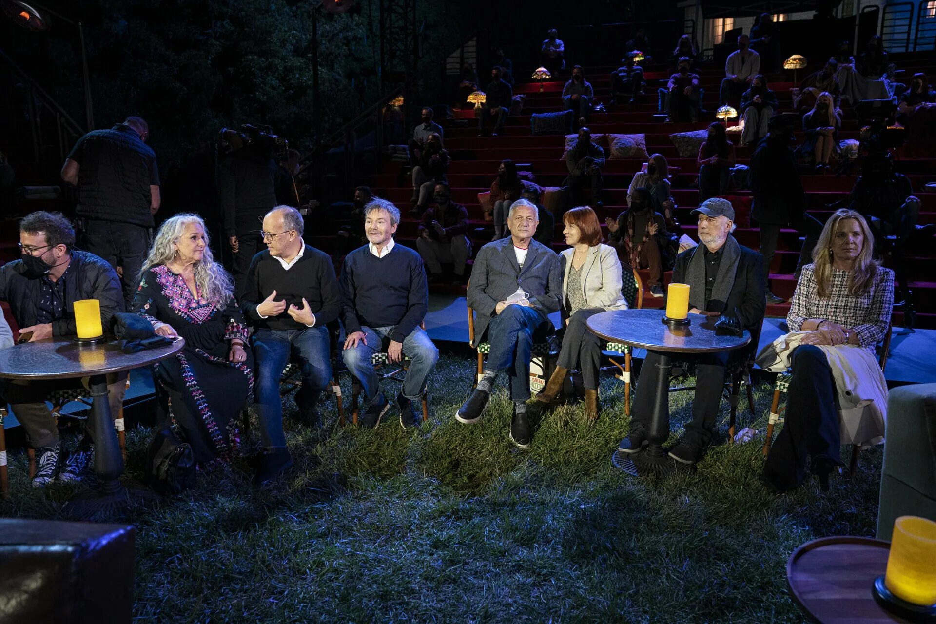 дженнифер энистон друзья воссоединение. друзья 2021 отзывы. сериал друзья воссоединение. друзья 2021 отзывы. друзья воссоединение 2021.