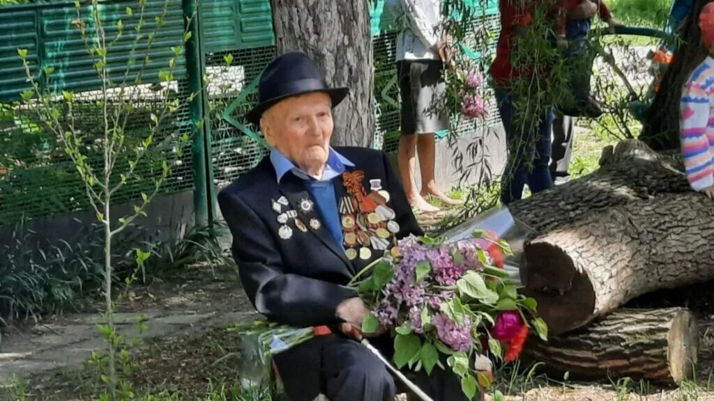 Посетили ветерана великой отечественной войны. Ветераны Тимашевского района. Ветераны ВОВ 2022. Живые ветераны Великой Отечественной войны 2022. Ветераны Великой Отечественной сейчас.