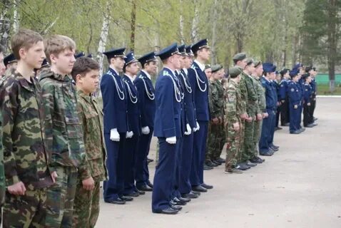 Молодой строй
