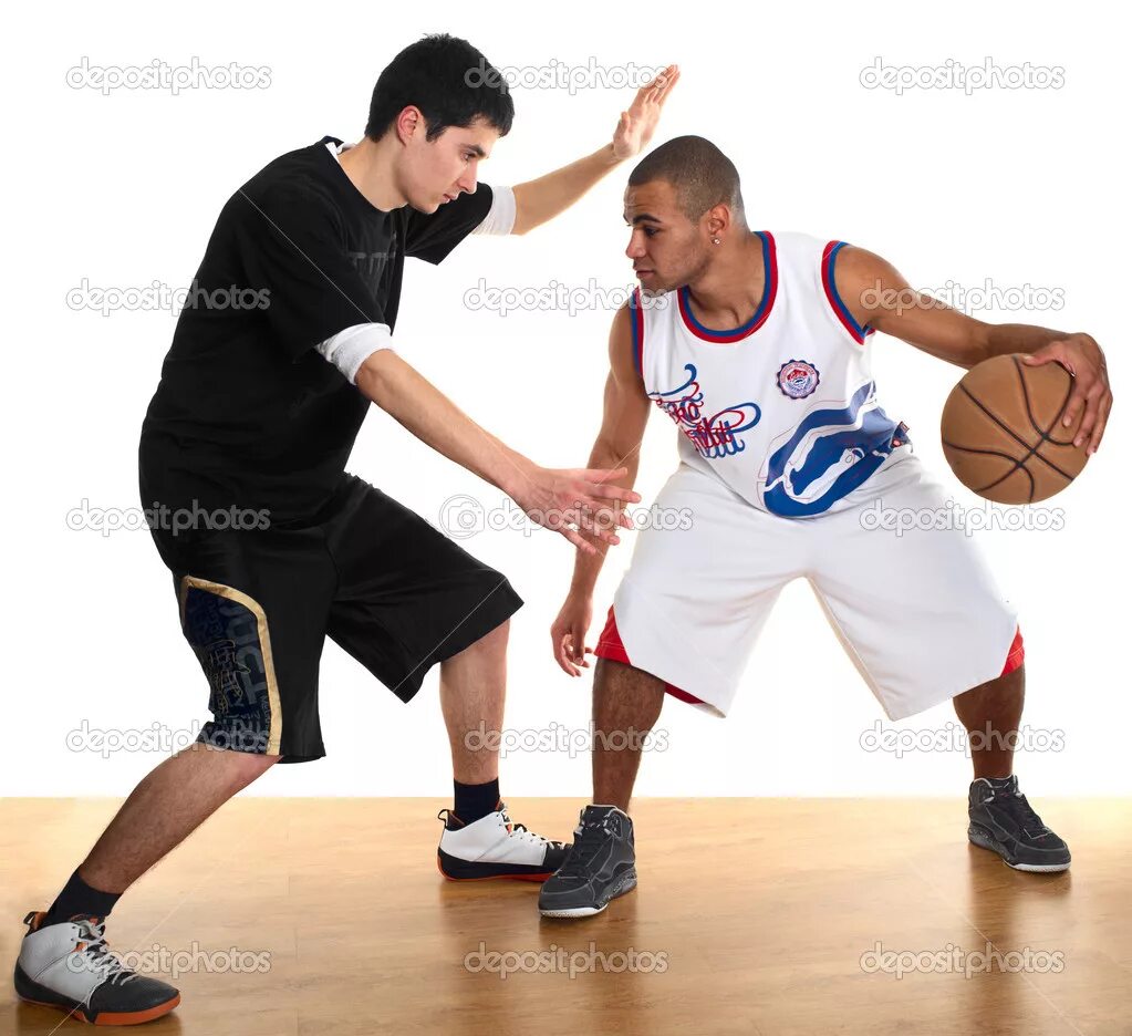 Two sportsmen. Люди играют в баскетбол. Игра в баскетбол позы. Баскетбол Сток фото. Какие мышцы работают в баскетболе.