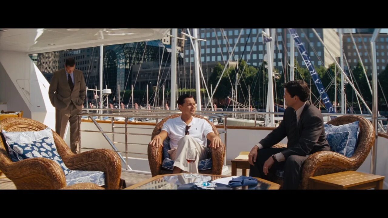 Картина волк с уолл стрит. Уолл стрит трейлер на русском. Картина волк с уолл стрит. Ди каприо уолл стрит. Уолл стрит трейлер на русском.