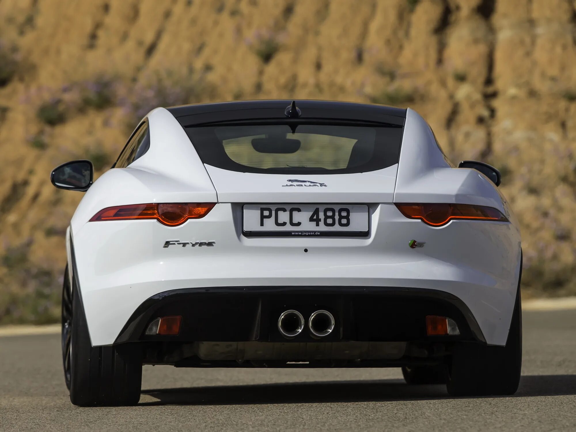 F type s. Jaguar f-Type. Jaguar f-Type габариты. Ягуар ф1 2014.