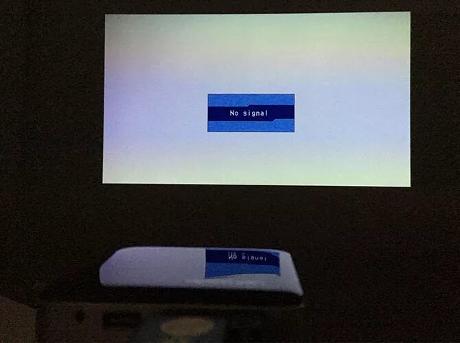 No Signal на проекторе. Нет сигнала на проекторе. Проектор нет сигнала HDMI. Нет сигнала на мониторе.