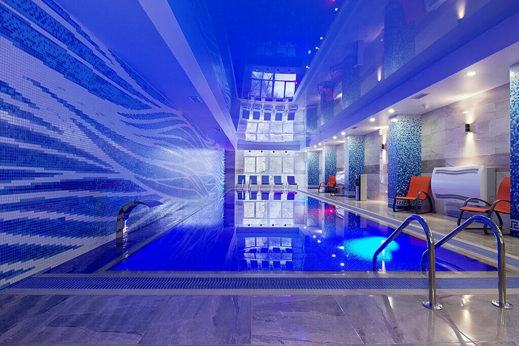 Спа в севастополе с бассейном. Спа комплекс аквамарин в севастополе. Спа в севастополе с бассейном. Бухта мечты ласпи тренажерный зал. Спа в севастополе с бассейном.