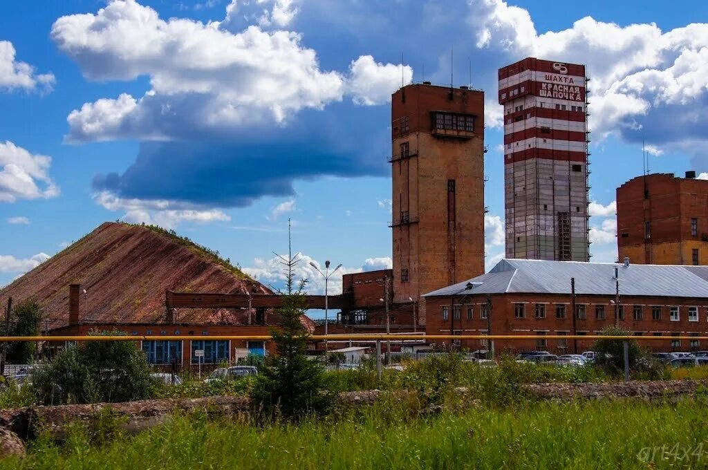 платформы из под бокситы зимой фото. шахта красная шапочка североуральск. шахта североуральск. поселок бокситы североуральск. матвеев виталий витальевич североуральск субр.