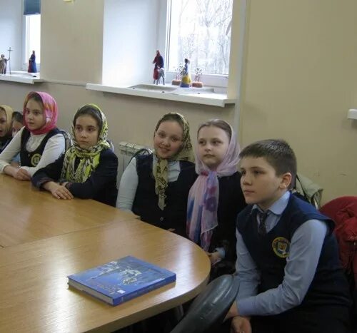 Уроки в кфу. Ученики школы 40. Ученики школы kcs. Школа 1 бийск. Школа номер 40 город ангарск.