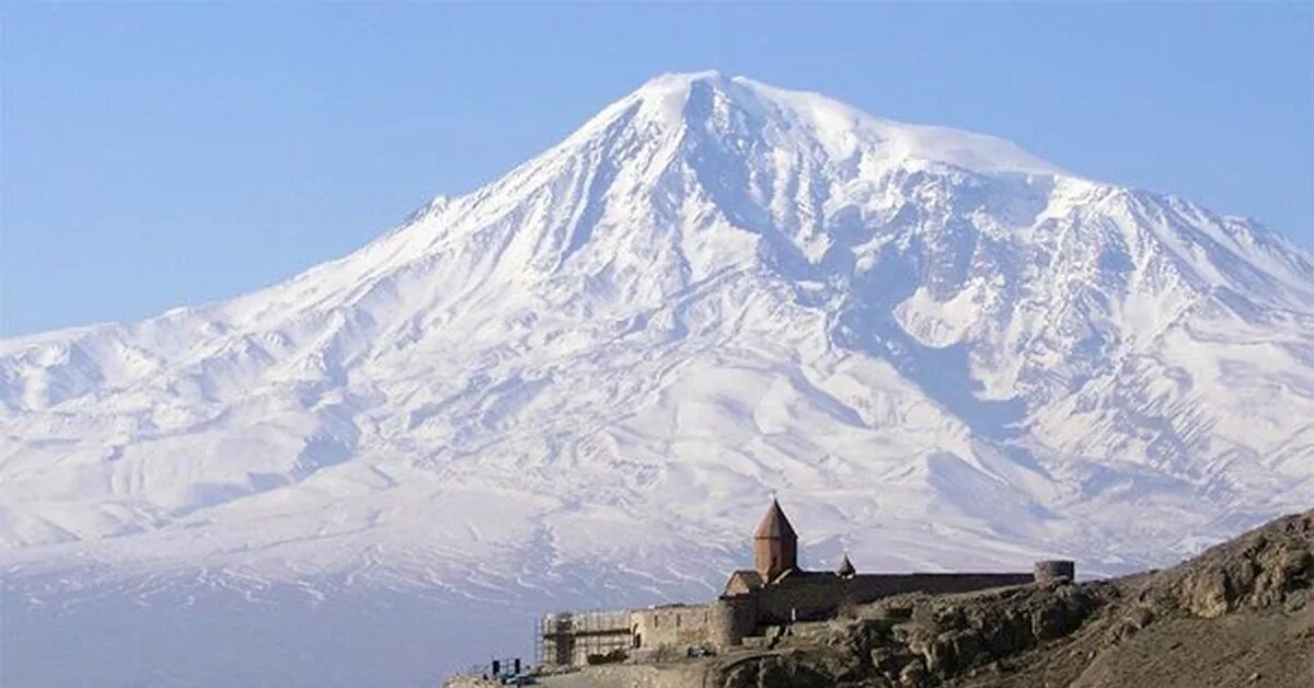 Гора Масис Армения. Гора Арарат. Гора Масис в Ереване. Армянская гора Арарат. Арарат находится в армении