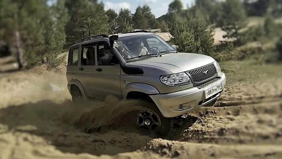 УАЗ Патриот 2011. UAZ Patriot 2011г. УАЗ Патриот дизель Ивеко. УАЗ Патриот 2011 Ивеко.