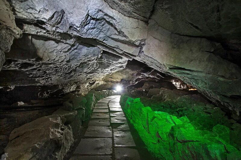 кунгурская пещера урал. киндерлинская пещера пещеры башкортостана. сталактиты пещера сугомак. кунгурская пещера пермский край. пещера в уральском фо.