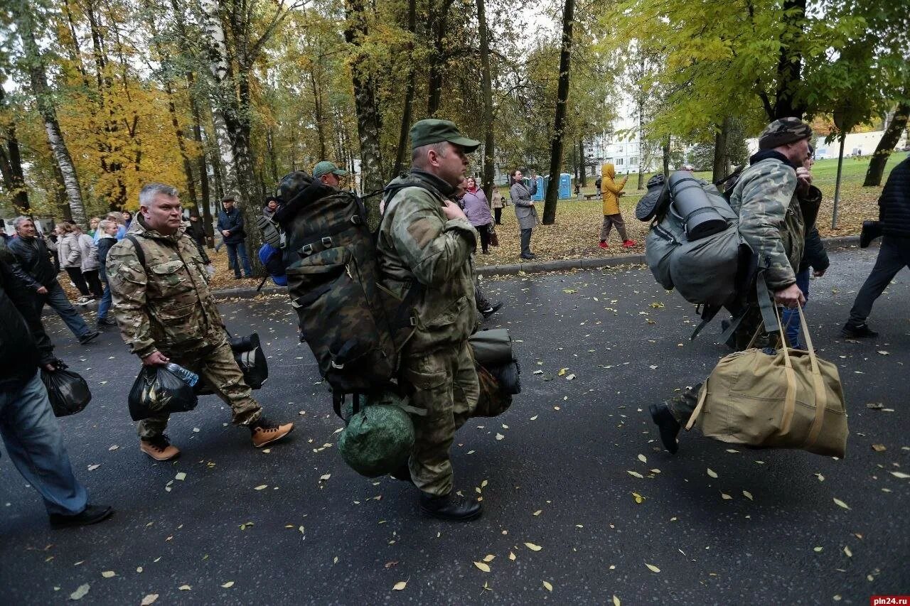 Мобилизация фото. Мобилизация Псков. Мобилизация в Псковской области. Козельск мобилизованные.