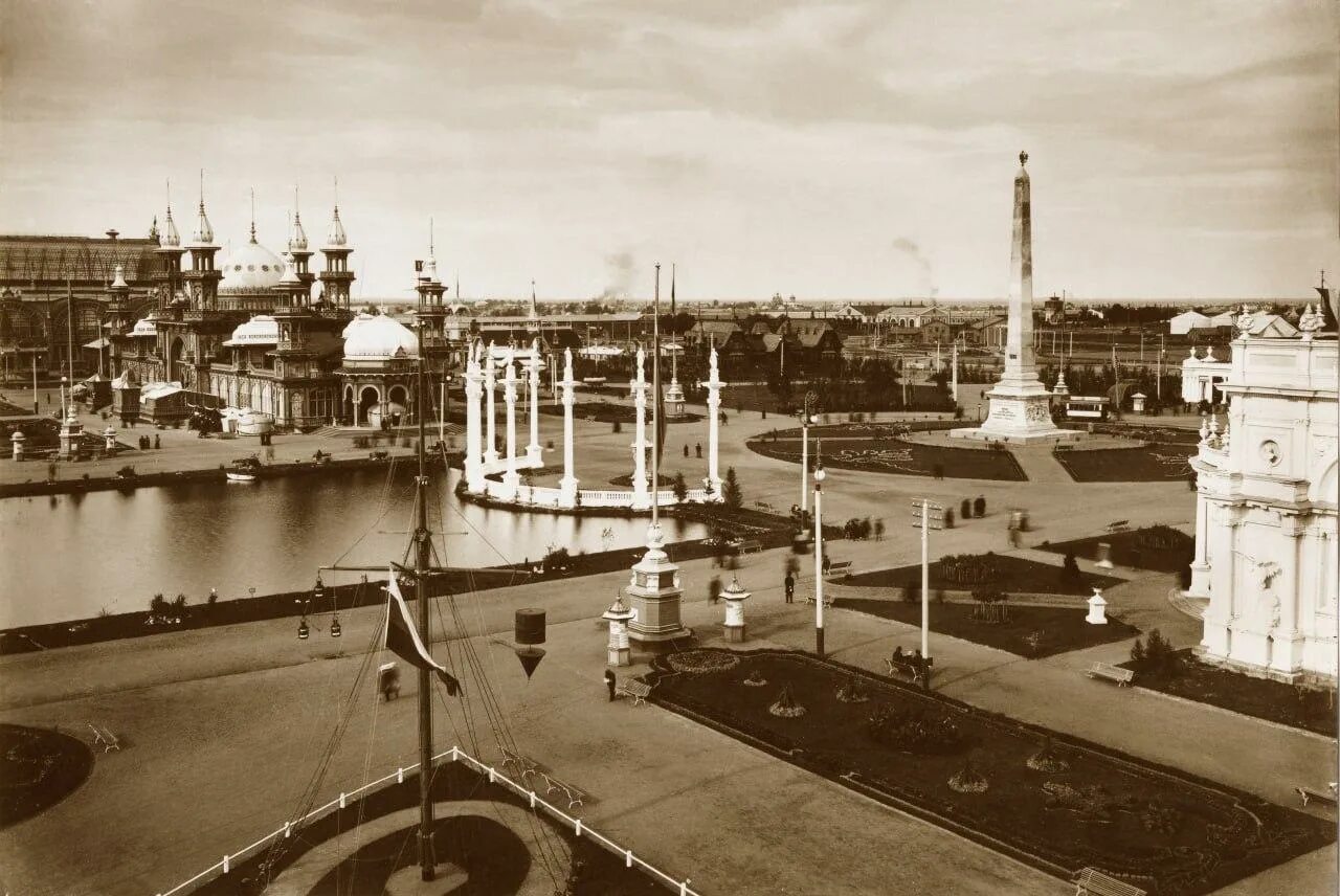 Нижний новгород. Нижегородская ярмарка 1896. Нижегородская ярмарка 1896. На нижегородской ярмарке 1896 г. Павильон шухова 1896 г в нижнем новгороде.
