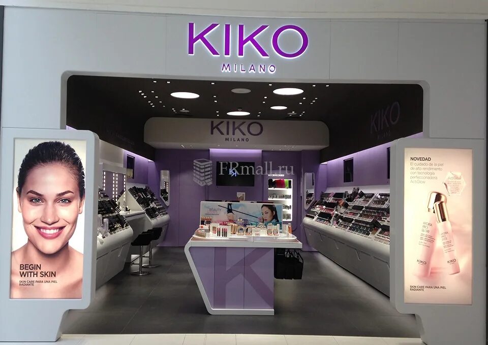 Кика косметика купить. Косметичка Кико Милано. Kiko Milano Москва. Кико Милано Люкс. Kiko Milano shop.