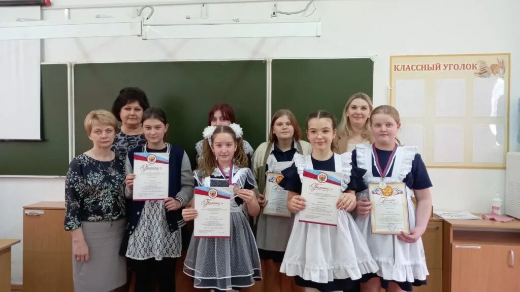 Школа 71 ярославль. Школа номер 10 прокопьевск. Школа 71 тольятти. Сайт школы 71 спб. Школа 71 краснодар.