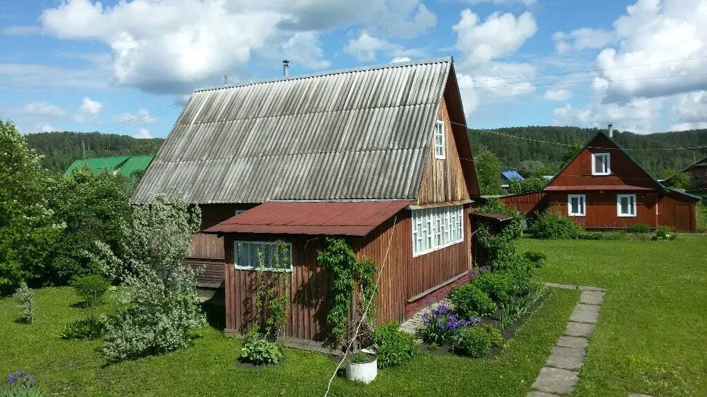 Дача у реки. Дом в Пермском крае. Дачный домик Пермский край. Дача у реки Пермский край. Дом у реки авито