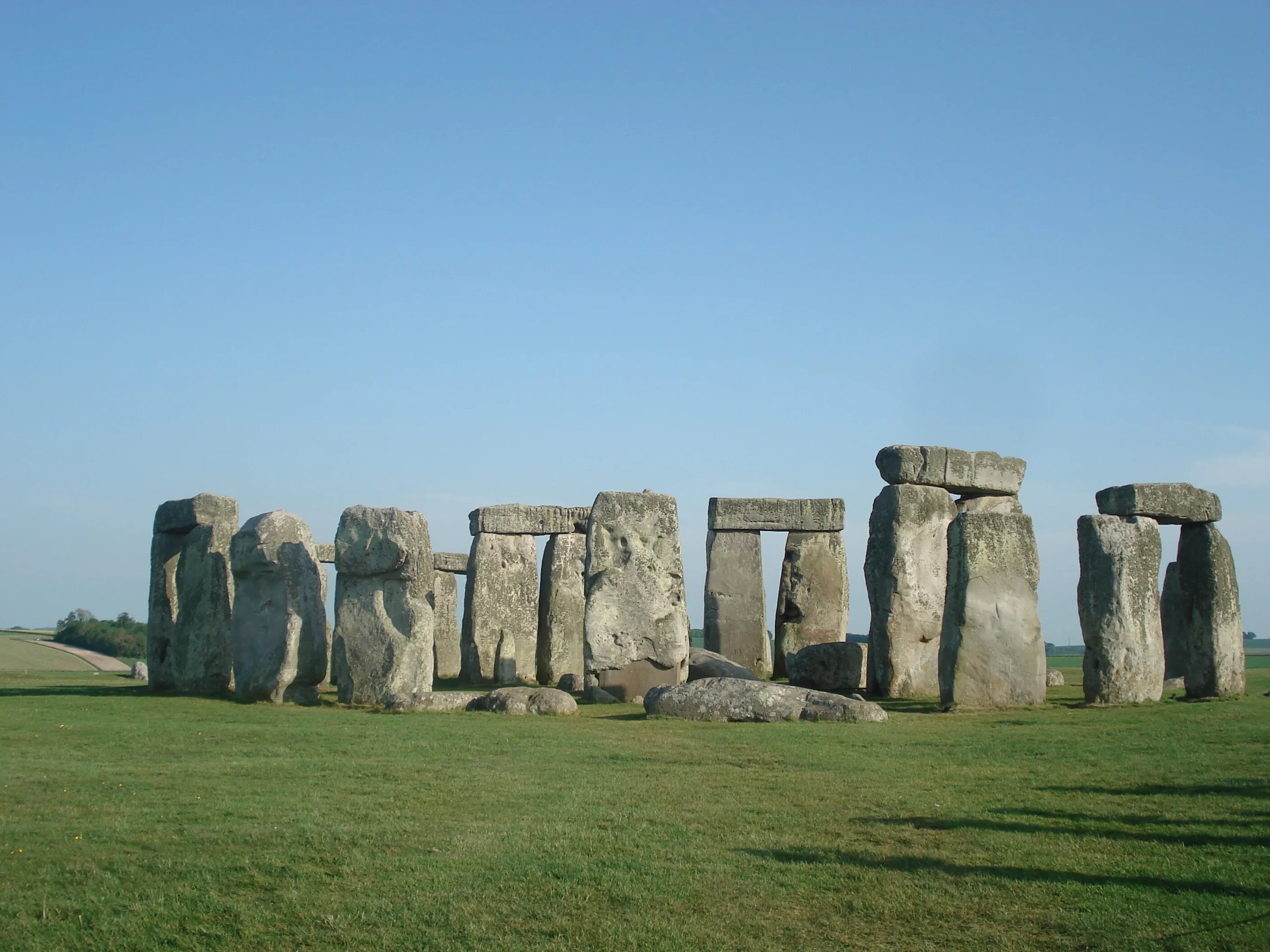 Monument stone. Стоунхендж всемирное наследие. Стоунхендж раскопки. Луганский Стоунхендж. Стоунхендж in UNESCO.